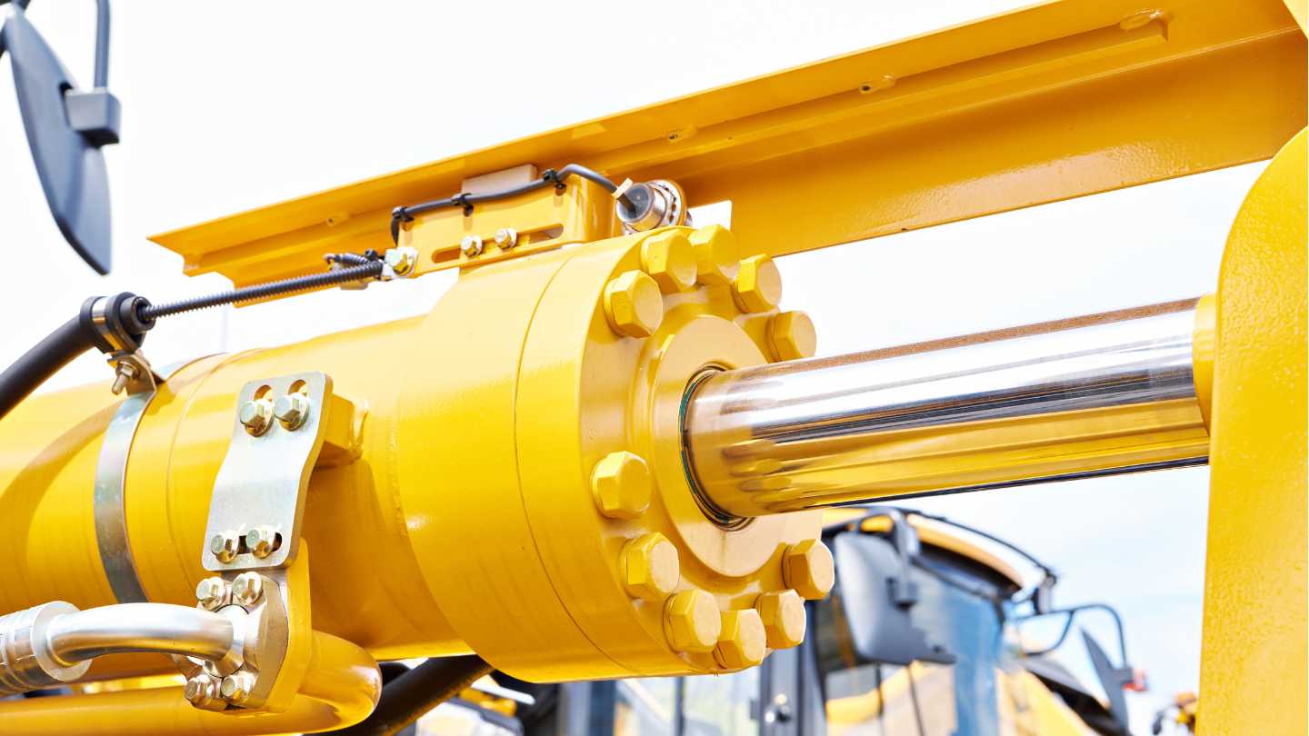 The Importance of Regular Hydraulic Fluid Testing - Image 3